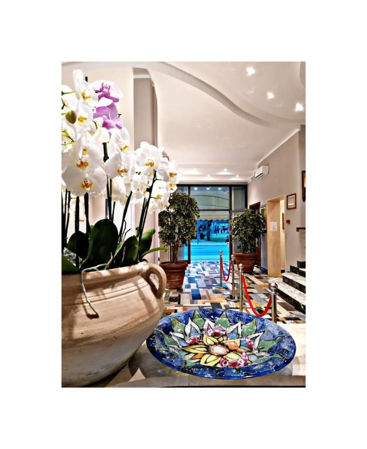 Hotel Eden Park Pietrasanta Kültér fotó
