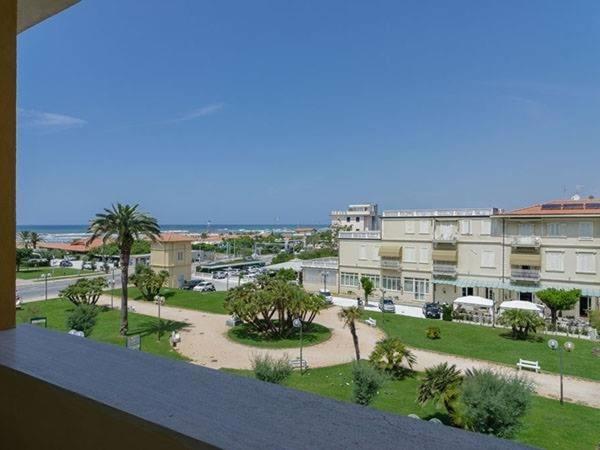 Hotel Eden Park Pietrasanta Kültér fotó